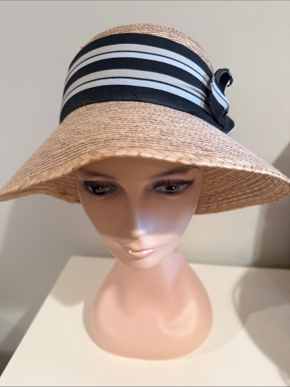 Tula cloche straw hat